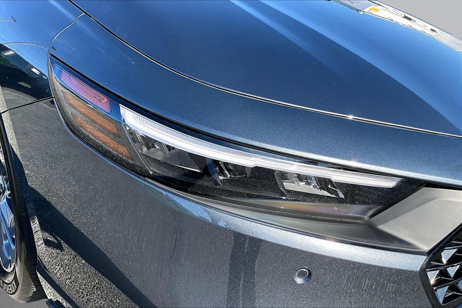 Certified 2025 Honda Accord EX-L image 28