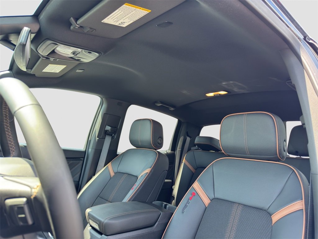 New 2026 GMC Canyon AT4 image 24