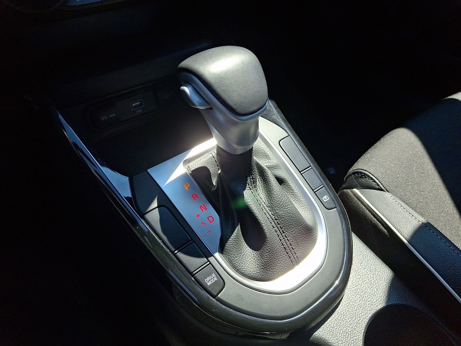 Used 2023 Kia Forte GT-Line image 15