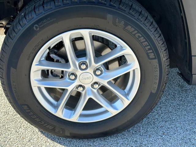 Used 2024 Jeep Grand Cherokee Laredo X w/ Luxury Tech Group I image 6