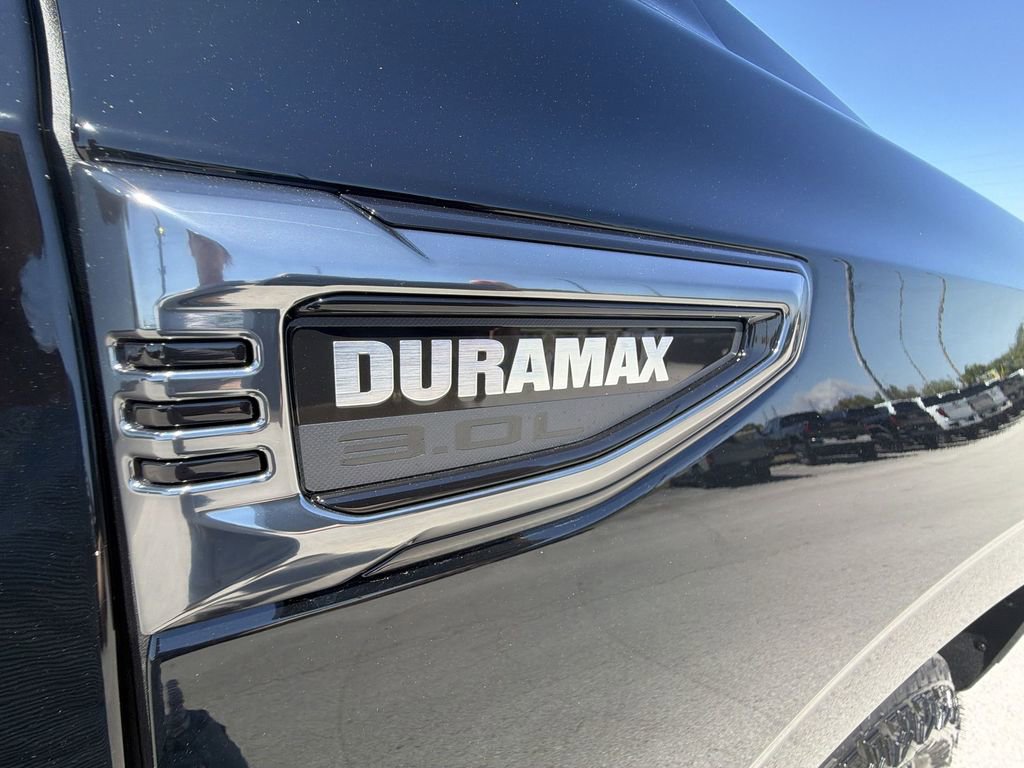 New 2026 GMC Yukon AT4 w/ Premium Trailering Package image 37