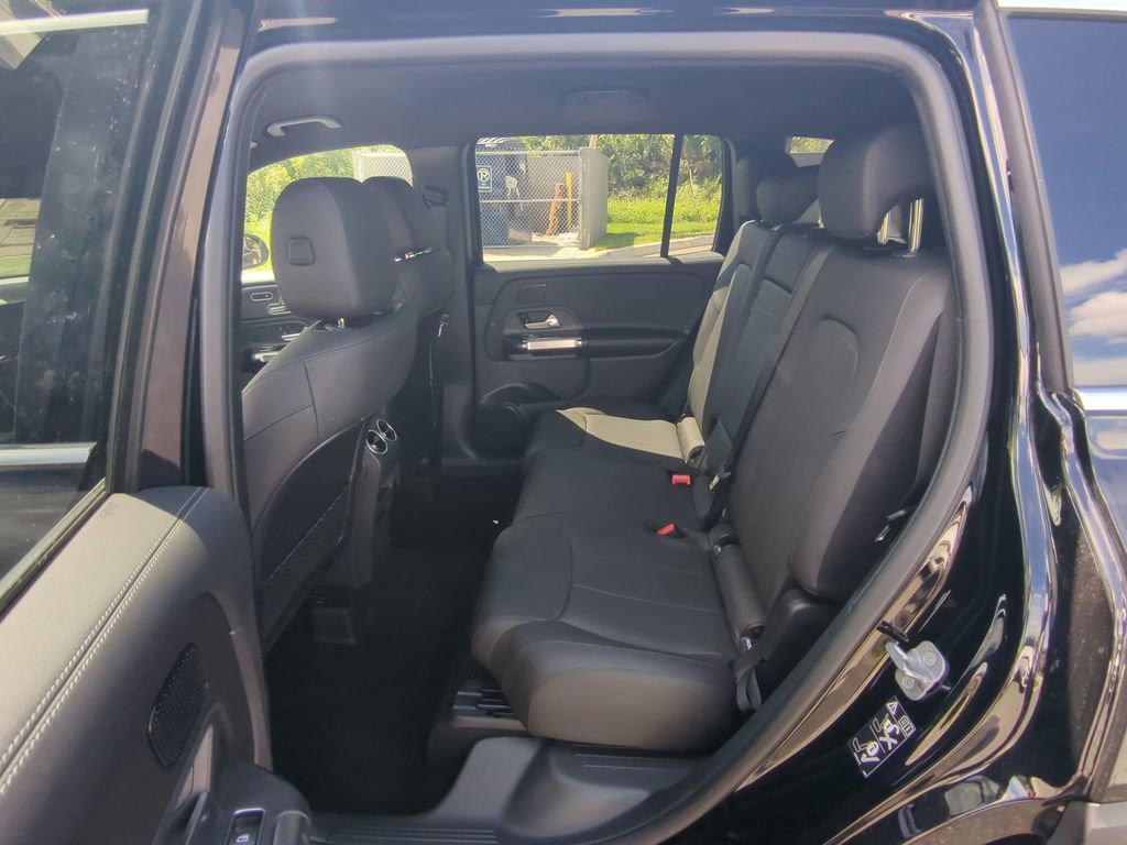 New 2025 Mercedes-Benz GLB 250 GLB 250 image 5