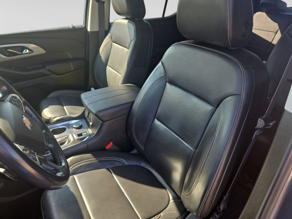 Used 2021 Chevrolet Traverse LT w/ LPO, Floor Liner Package AWD/4WD image 24