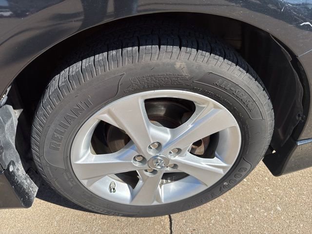 Used 2013 Toyota Corolla S image 45