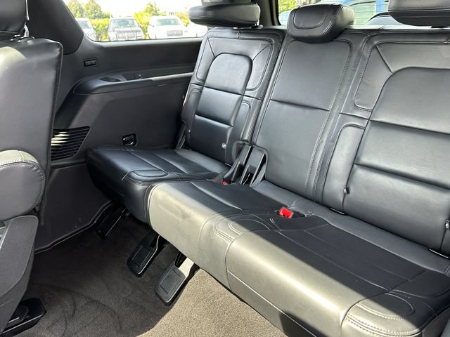 Used 2022 Lincoln Navigator Reserve AWD/4WD image 17