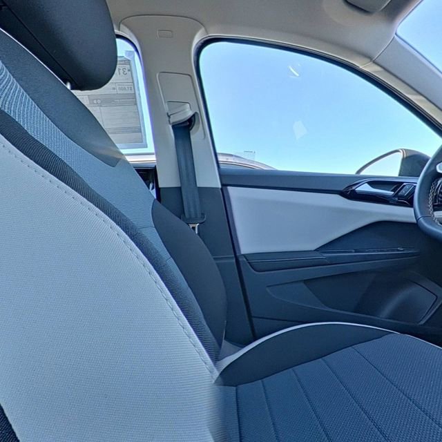 New 2026 Volkswagen Taos S image 26