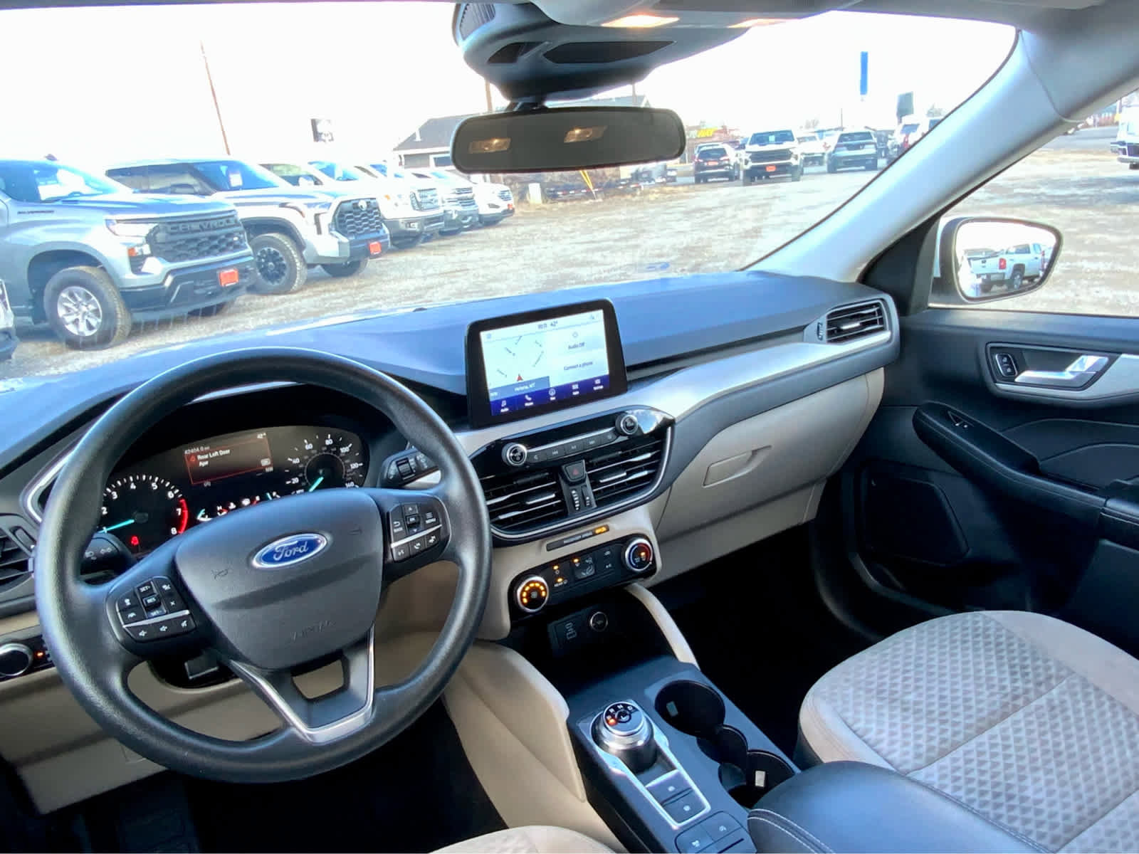 Used 2021 Ford Escape SE image 34