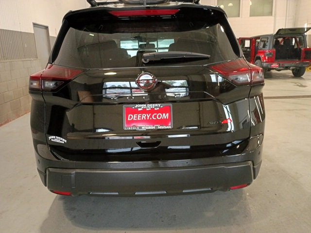 New 2026 Nissan Rogue SV image 4