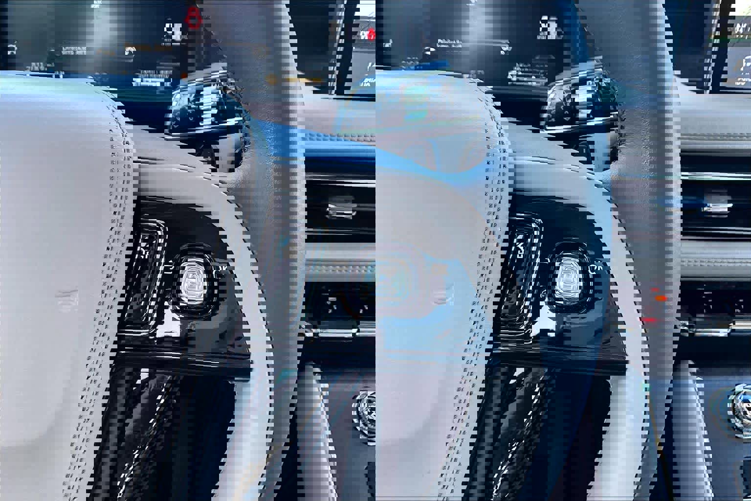 Used 2022 Lincoln Aviator Reserve w/ Elements Package Plus image 23