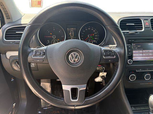 Used 2013 Volkswagen Golf TDI FWD image 18