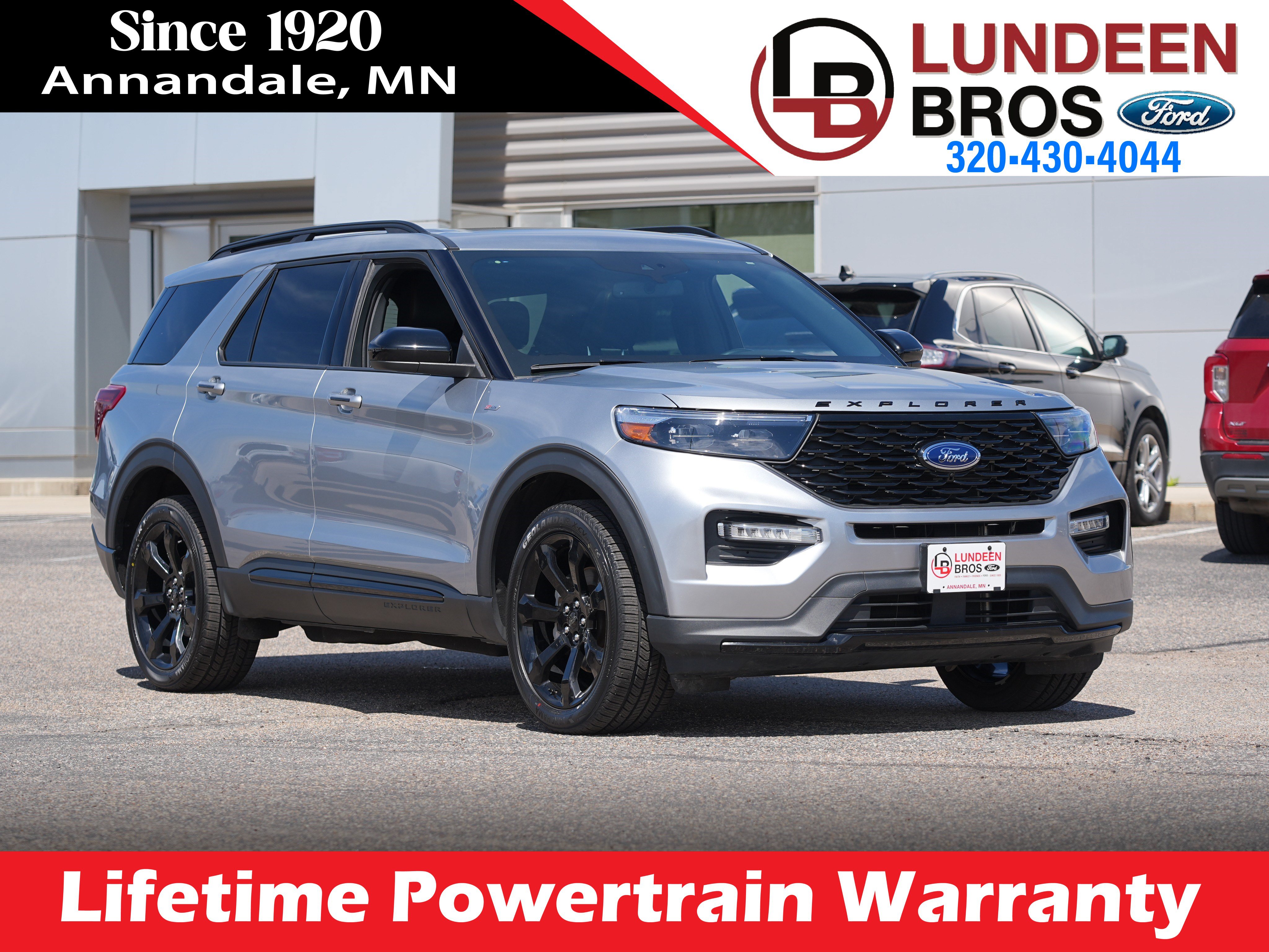 Used 2024 Ford Explorer ST-Line w/ Class IV Trailer Tow Package AWD/4WD image 1
