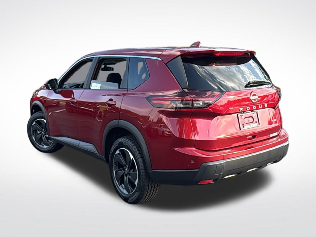 Used 2025 Nissan Rogue SV AWD/4WD image 5