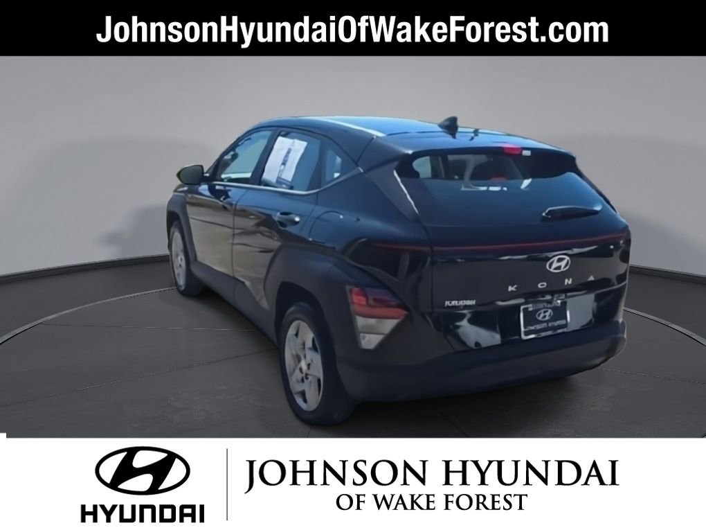 Certified 2026 Hyundai Kona SE image 7