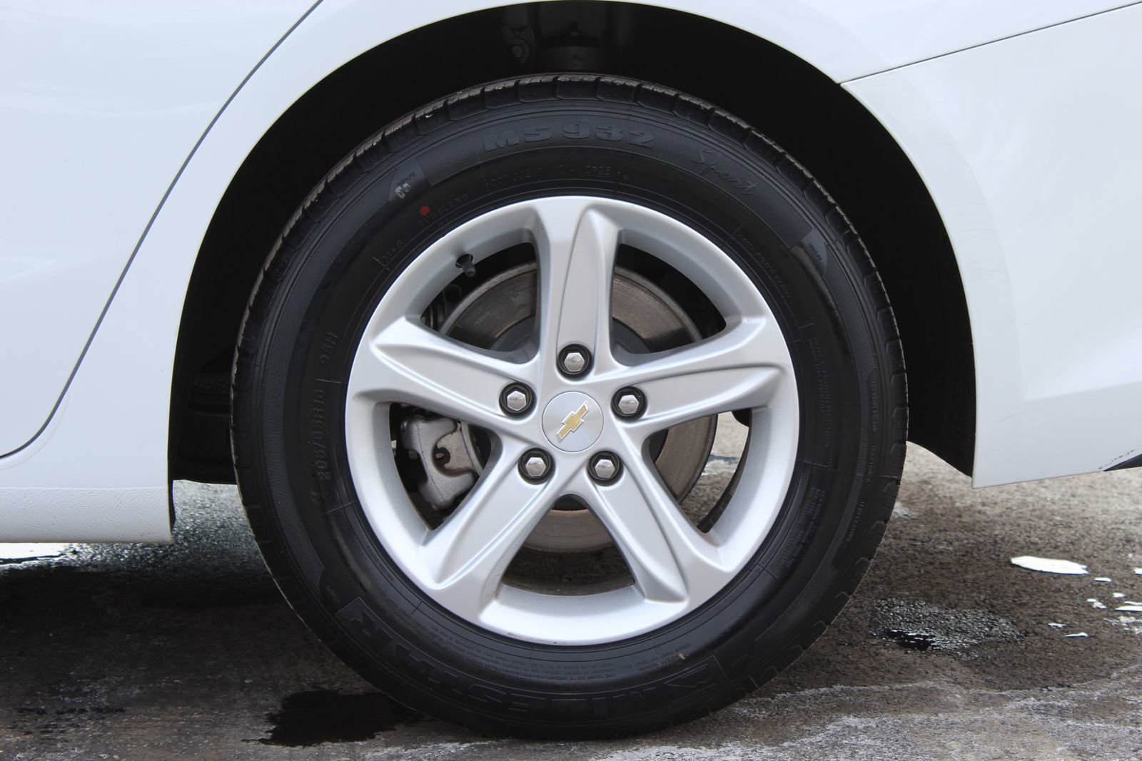 Used 2023 Chevrolet Malibu LT image 24