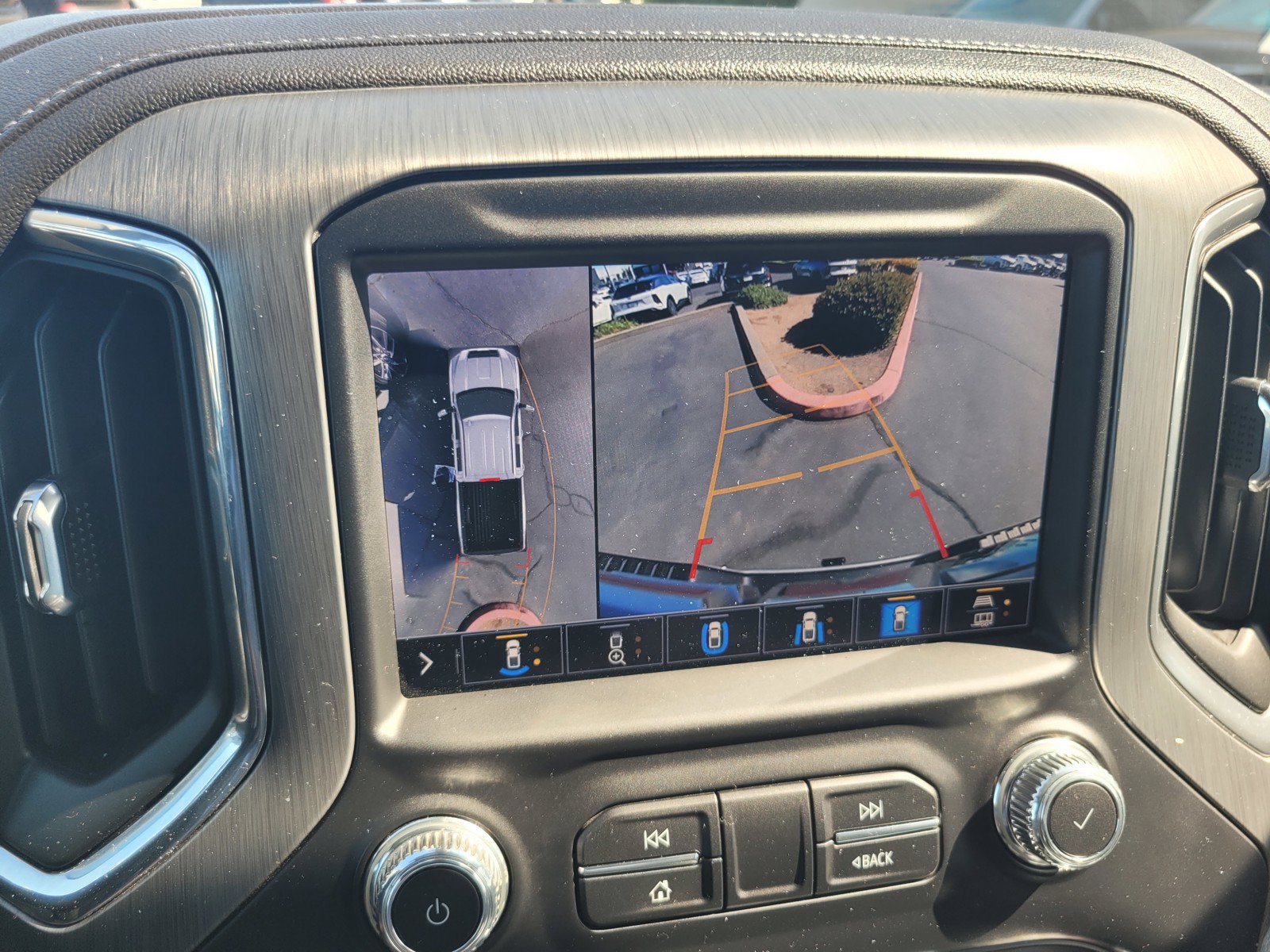 Used 2023 GMC Sierra 3500 Denali AWD/4WD image 19