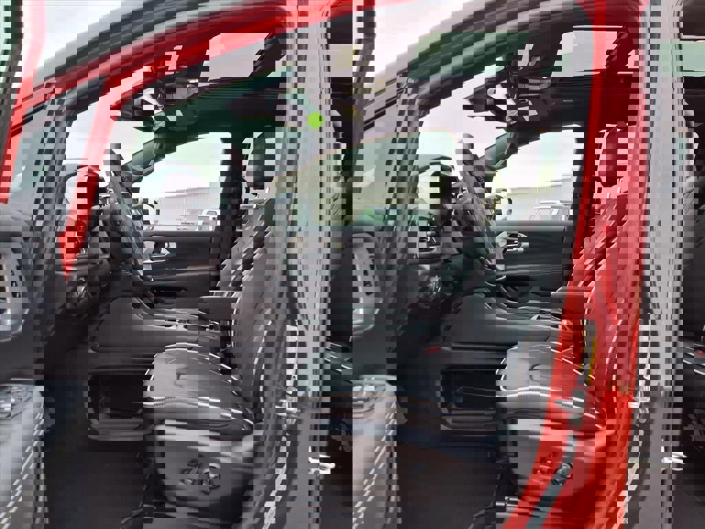 New 2026 Chrysler Pacifica Limited w/ S Appearance Package image 18