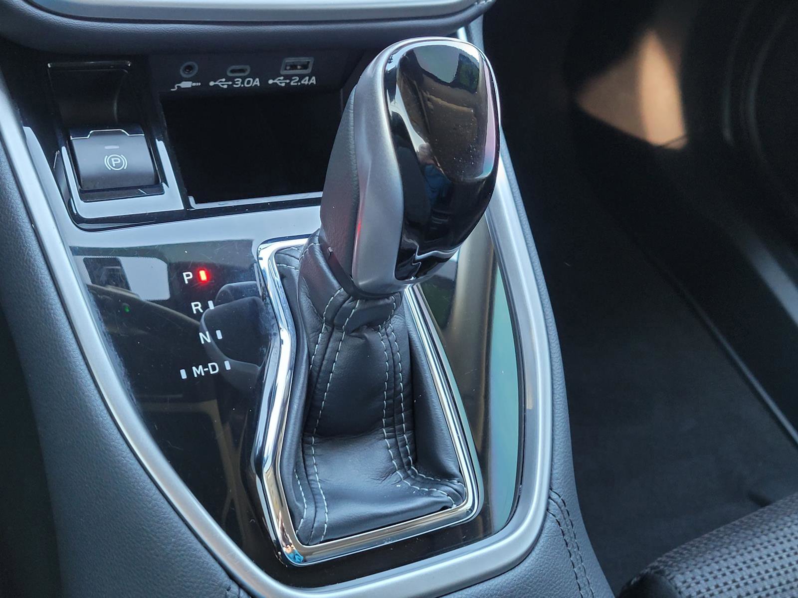 Certified 2025 Subaru Outback Premium image 14