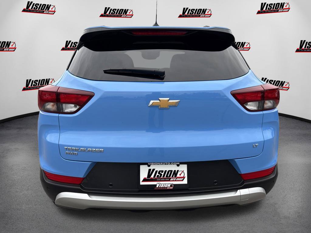 Used 2024 Chevrolet TrailBlazer LT w/ LT Cold Weather Package AWD/4WD image 7