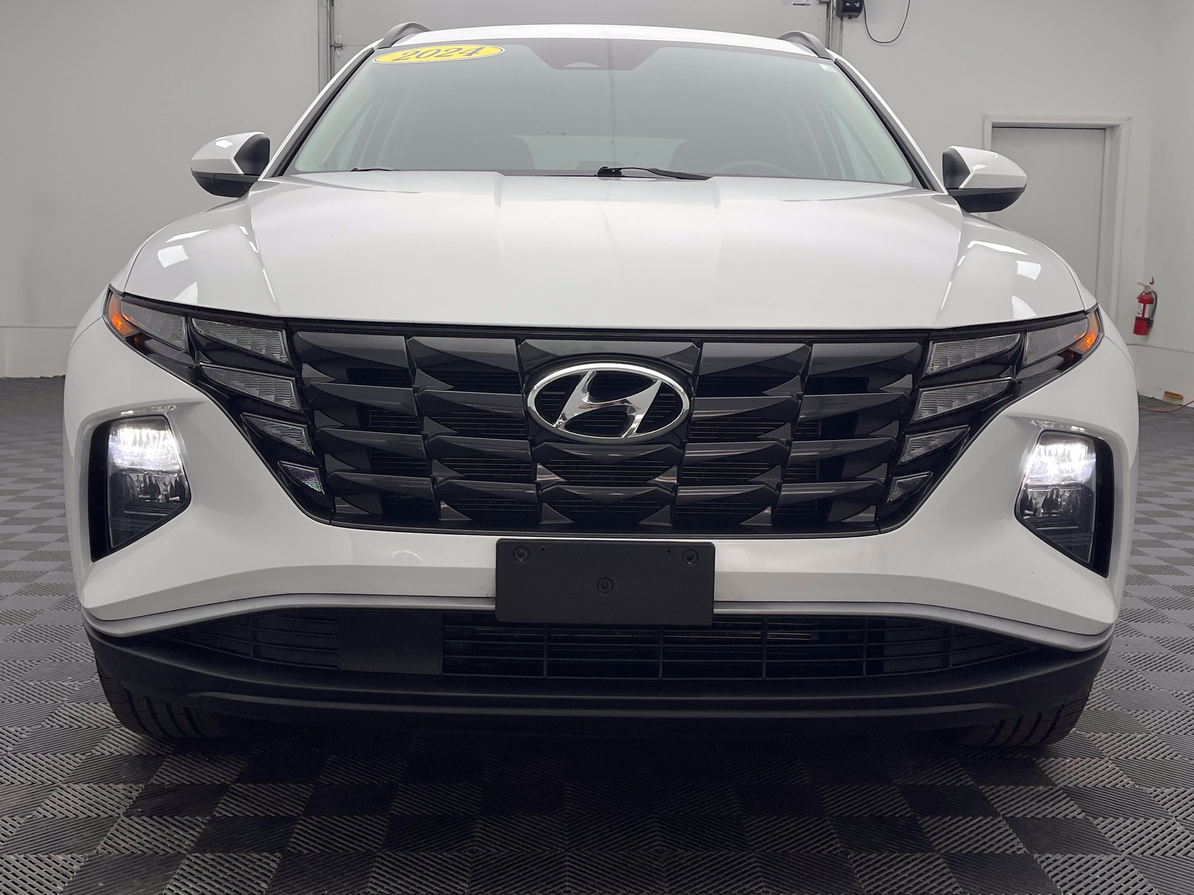 Used 2024 Hyundai Tucson SEL FWD image 13