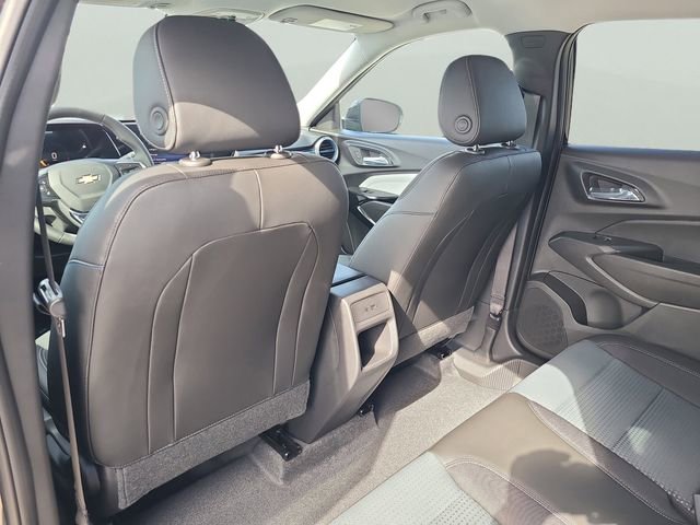 New 2026 Chevrolet Trax LT w/ Driver Confidence Package FWD image 9