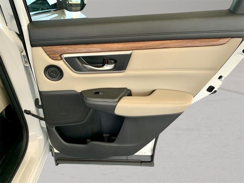 Used 2022 Honda CR-V Touring image 25