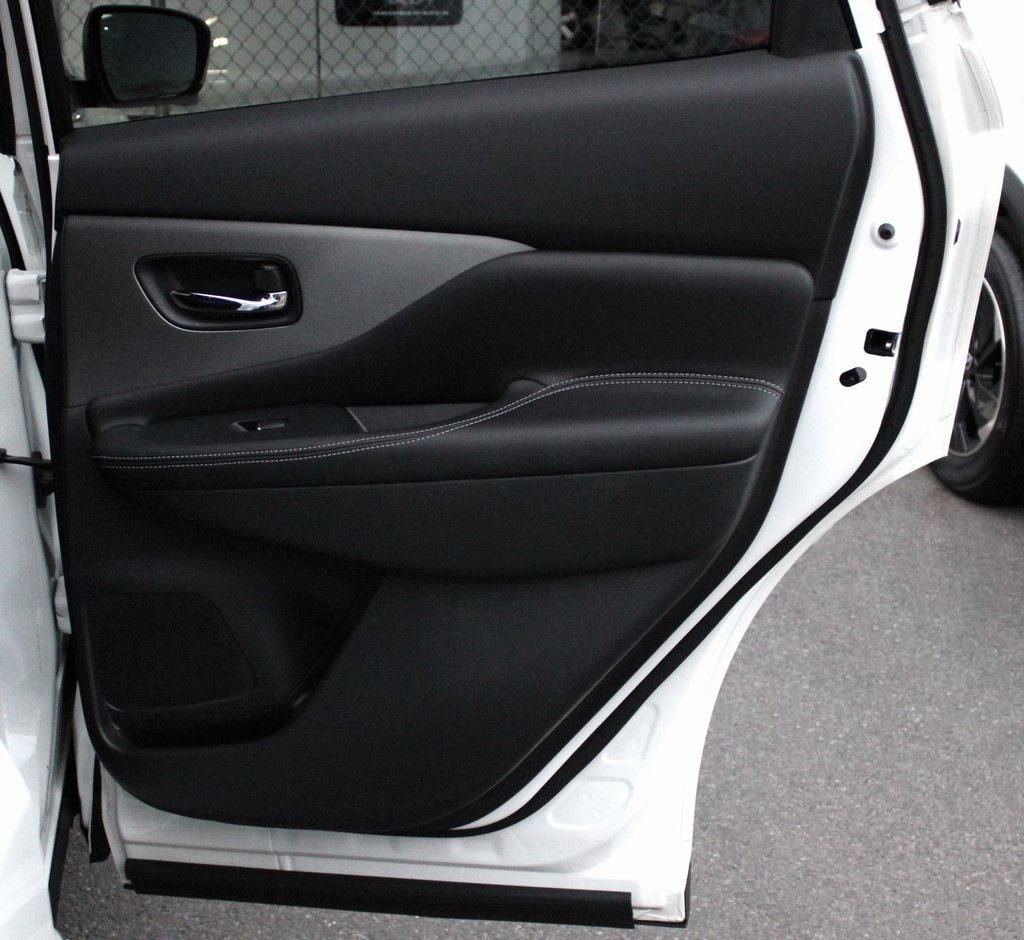 Certified 2024 Nissan Murano SL image 19