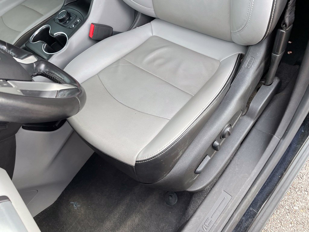 Used 2022 GMC Terrain SLT FWD image 24