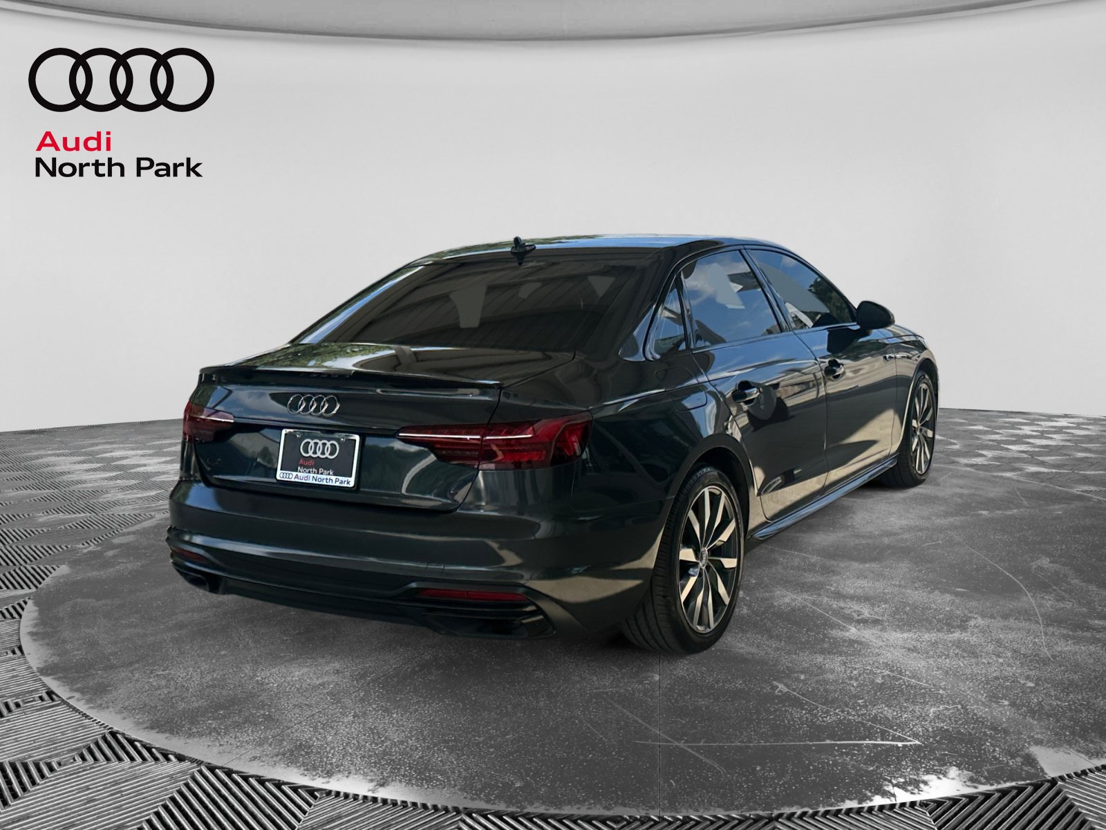 Used 2020 Audi A4 2.0T Premium Plus w/ Premium Plus Package FWD image 5