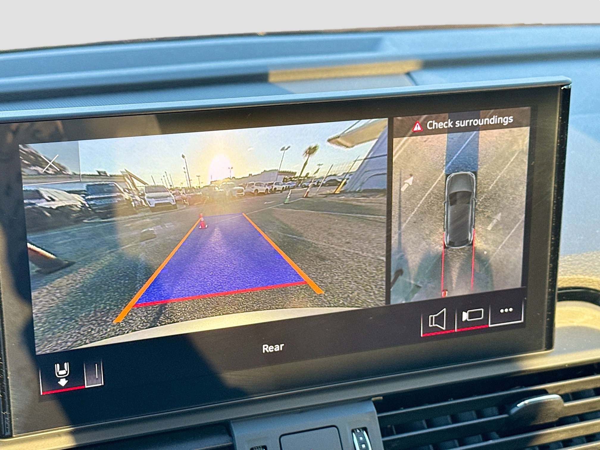 Used 2025 Audi SQ5 Premium Plus image 33