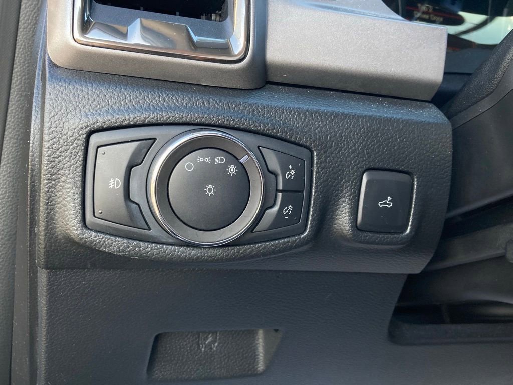 Used 2019 Ford Ranger XLT w/ Black Appearance Package RWD image 12