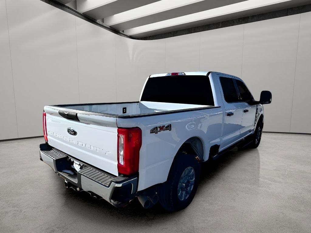 Used 2024 Ford F250 XLT image 4