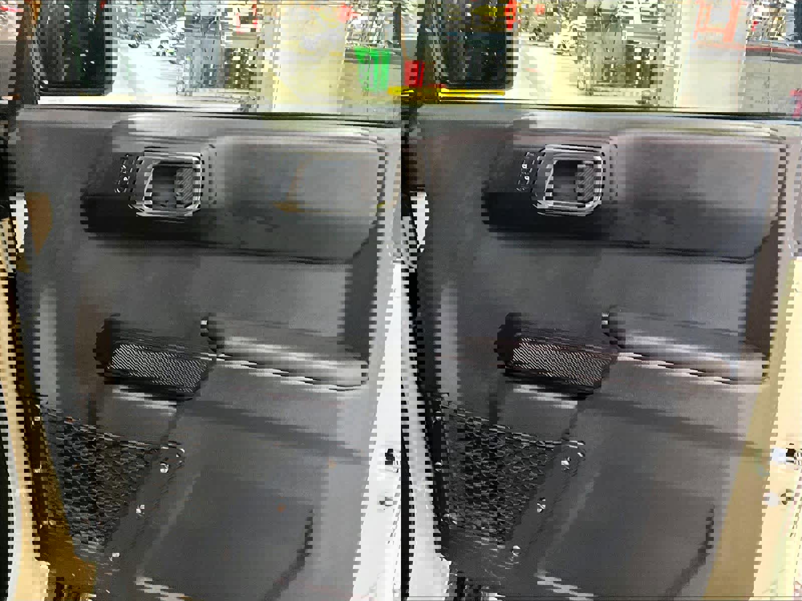 Used 2025 Ford Bronco Outer Banks image 12