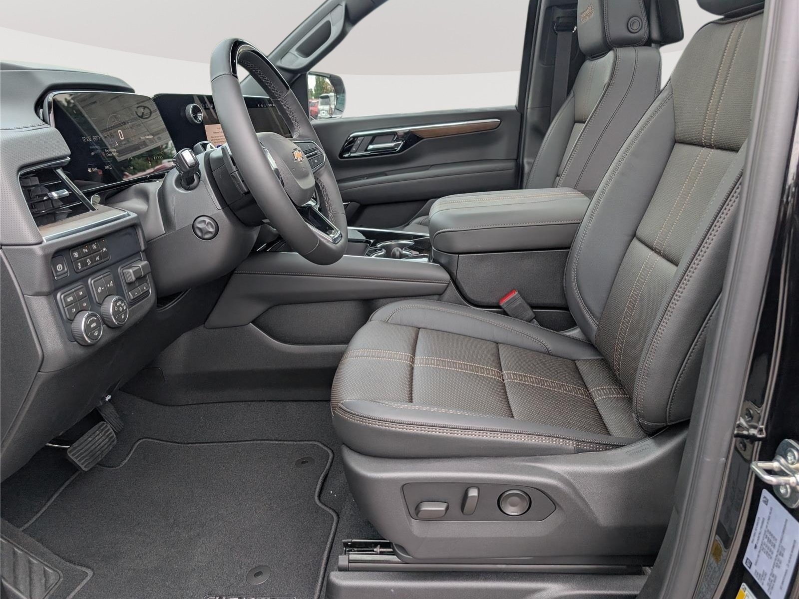 New 2026 Chevrolet Tahoe High Country AWD/4WD image 17