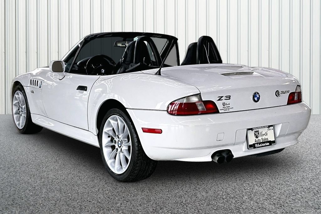 Used 2001 BMW Z3 3.0i RWD image 4