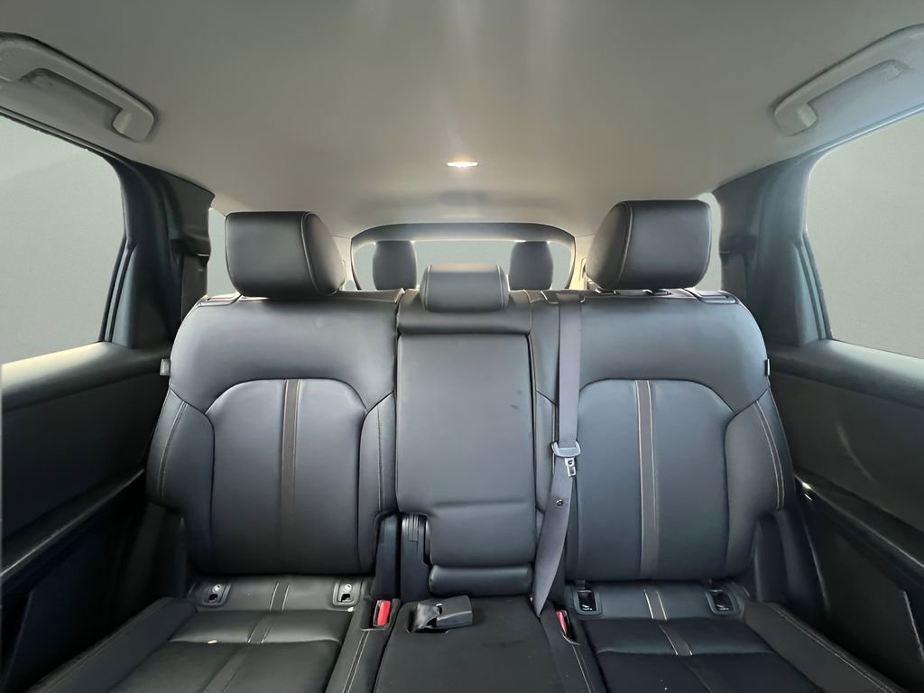 Used 2024 MAZDA CX-90 3.3 Turbo w/ Select Package image 17