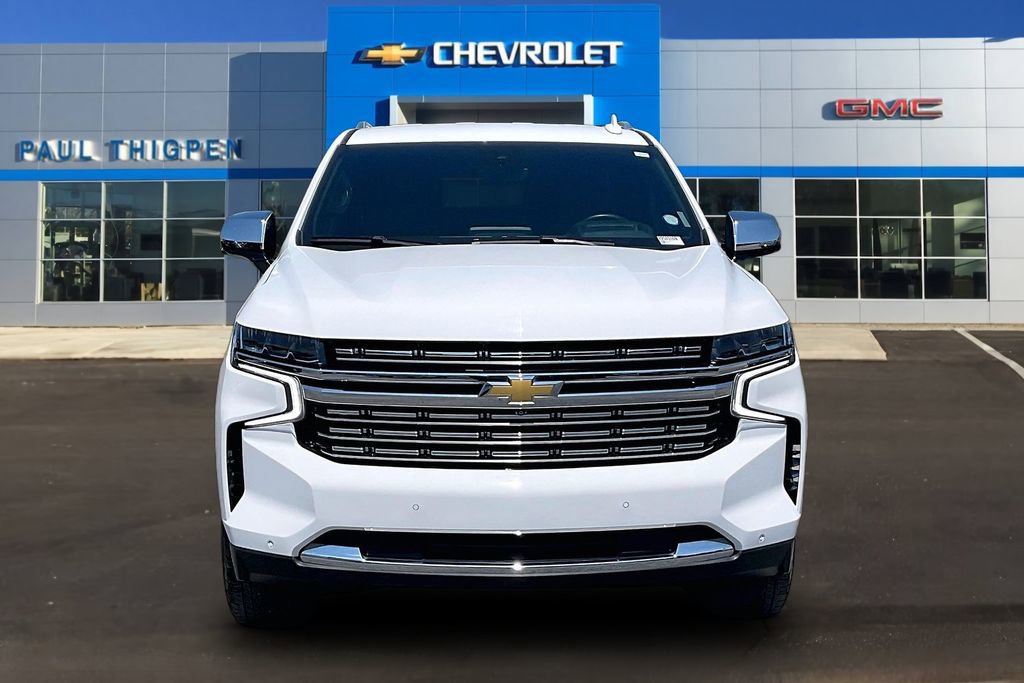 Used 2024 Chevrolet Suburban Premier AWD/4WD image 2