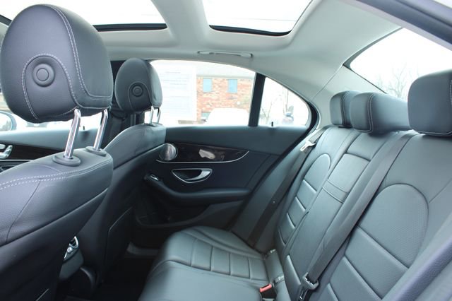 Used 2018 Mercedes-Benz C 300 4MATIC Sedan image 31