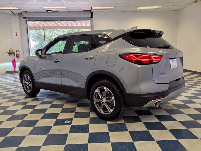 Used 2025 Chevrolet Blazer LT AWD/4WD image 5
