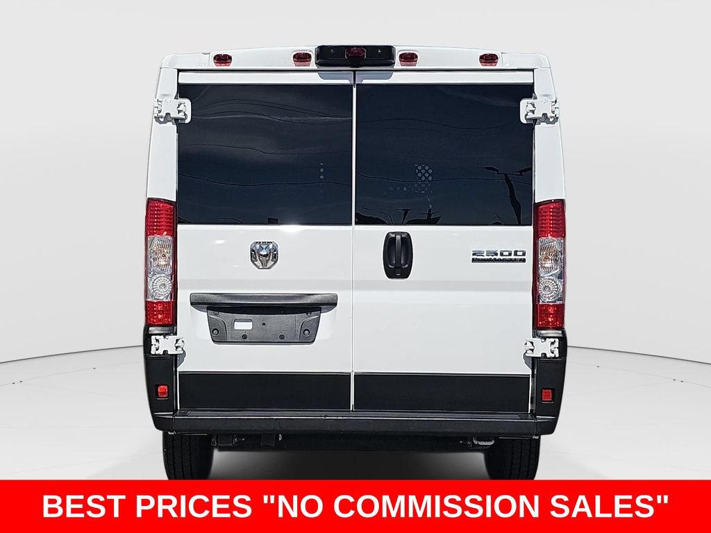Used 2025 RAM ProMaster 2500 w/ U-Haul Equipment Group FWD image 4
