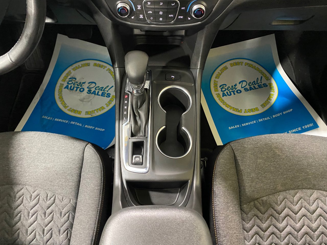 Used 2022 Chevrolet Equinox LT image 12