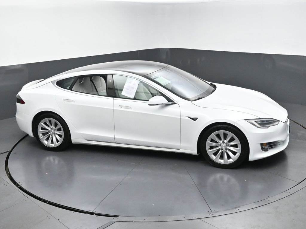Used 2019 Tesla Model S Long Range image 44