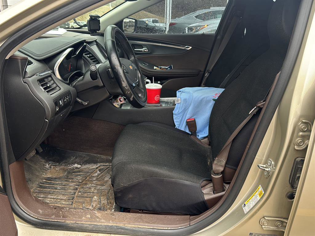 Used 2014 Chevrolet Impala LT w/ Premium Seating Package image 21