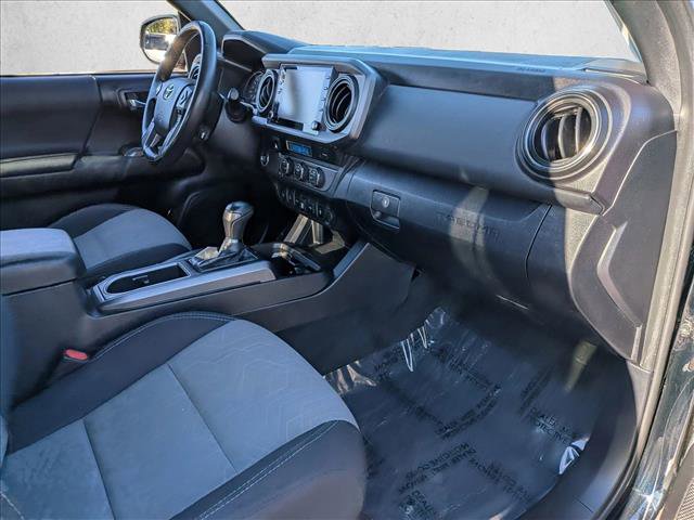 Used 2021 Toyota Tacoma TRD Off-Road w/ Technology Package image 19