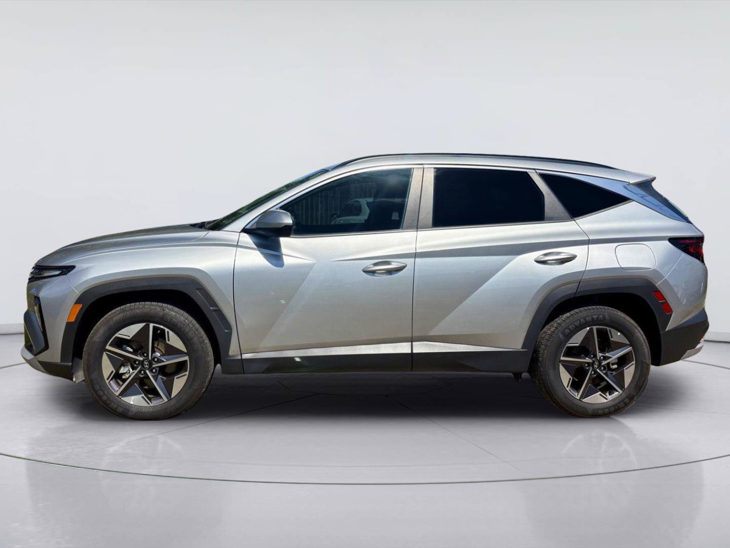 Used 2025 Hyundai Tucson SEL AWD/4WD image 9
