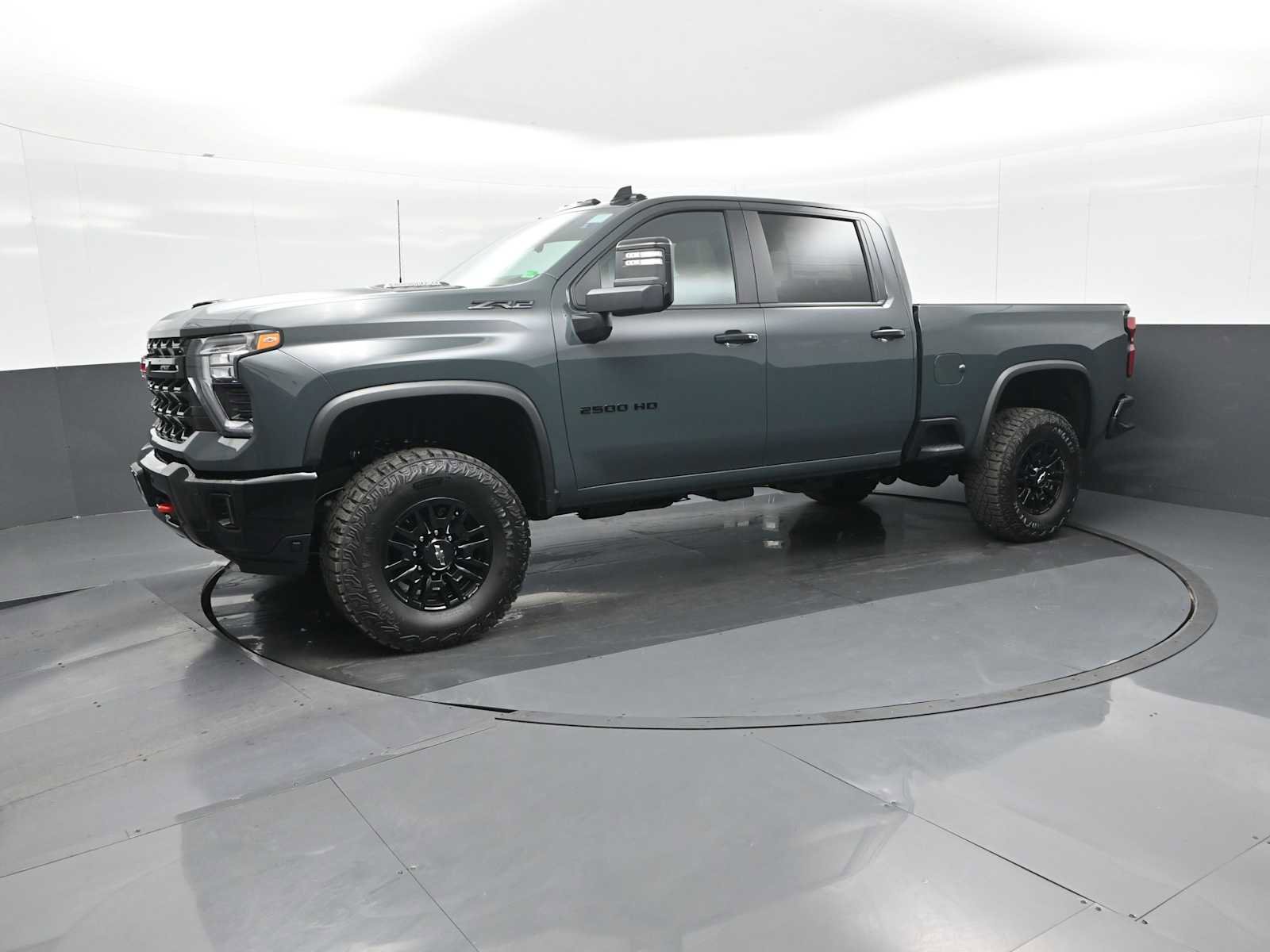 New 2026 Chevrolet Silverado 2500 ZR2 image 4