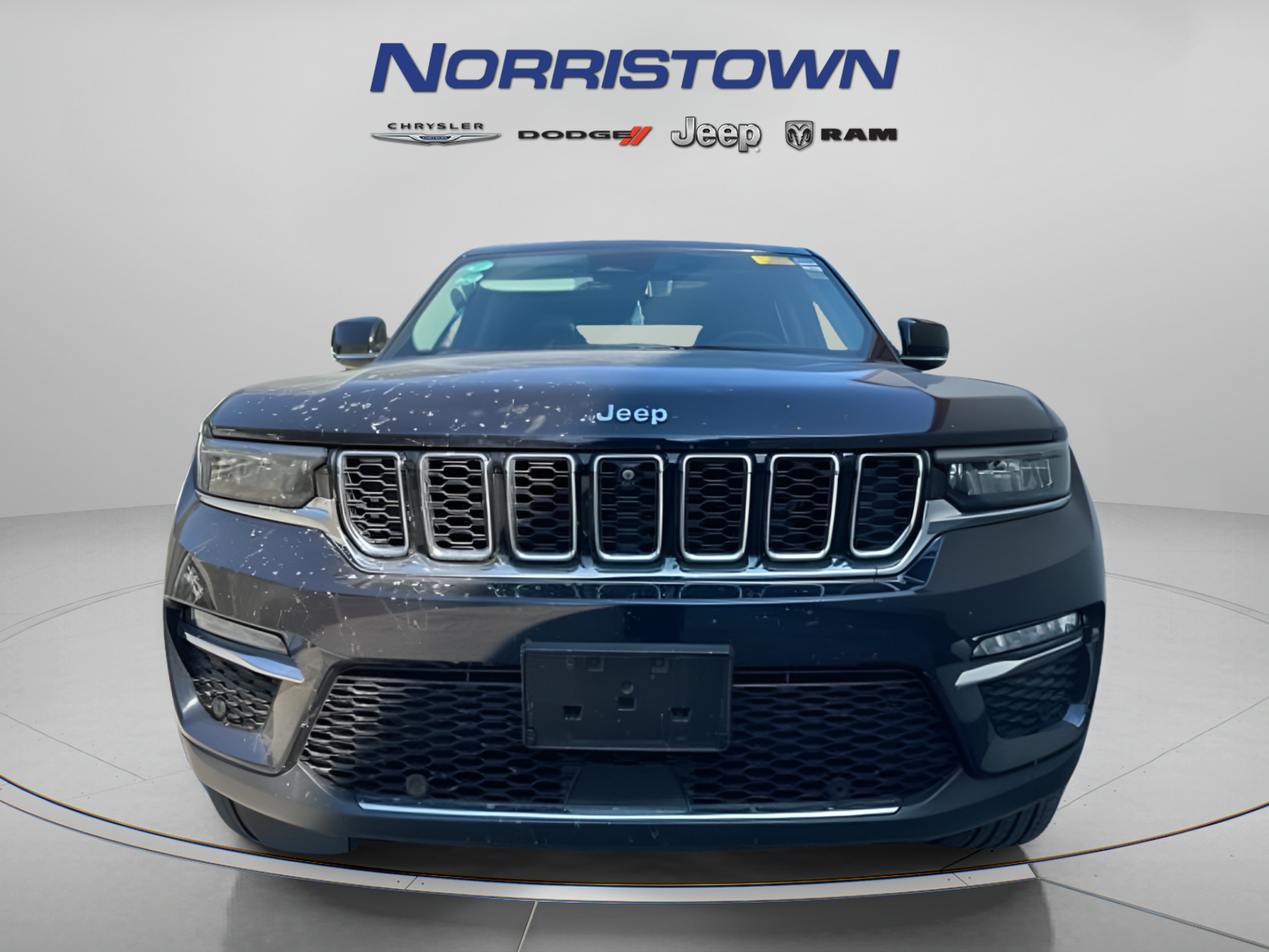 Used 2022 Jeep Grand Cherokee Limited 4xe w/ Luxury Tech Group II AWD/4WD image 3