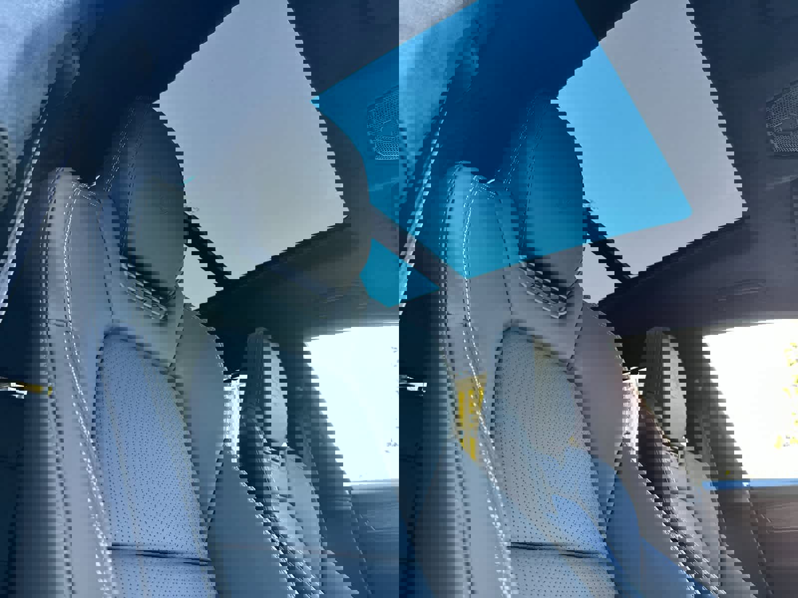 New 2025 Porsche Macan Turbo Electric image 18