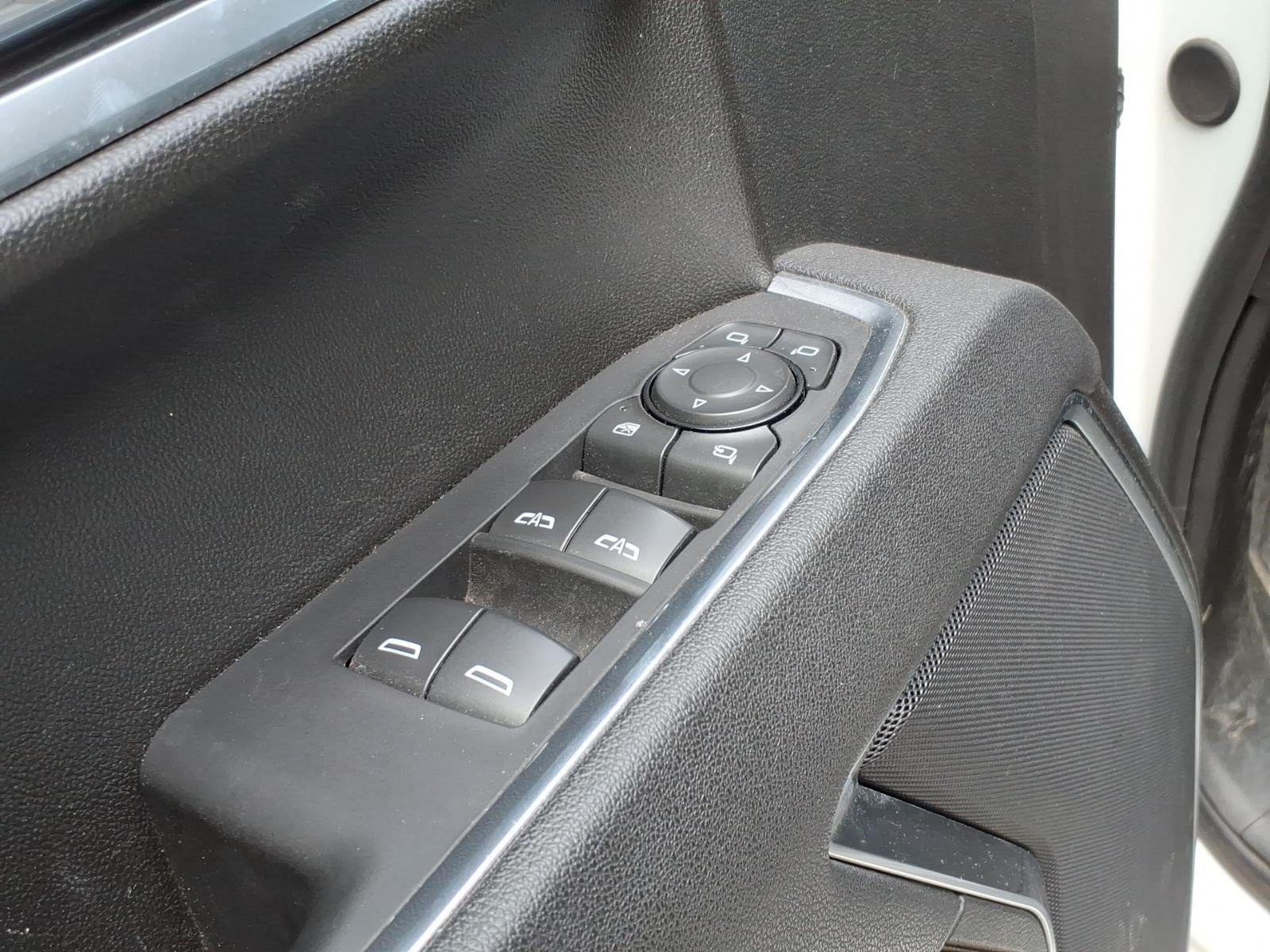 Used 2025 GMC Sierra 1500 SLT AWD/4WD image 10