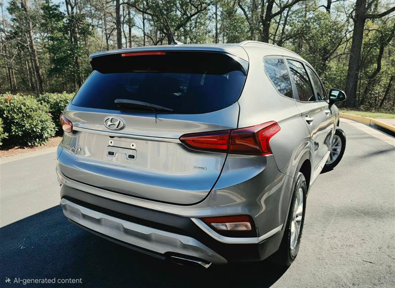 Used 2019 Hyundai Santa Fe SE AWD/4WD image 9