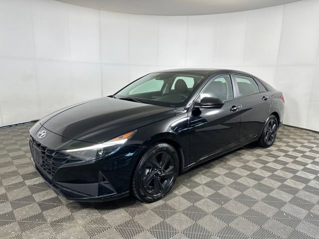 Used 2022 Hyundai Elantra Blue image 7